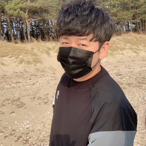 이현겸