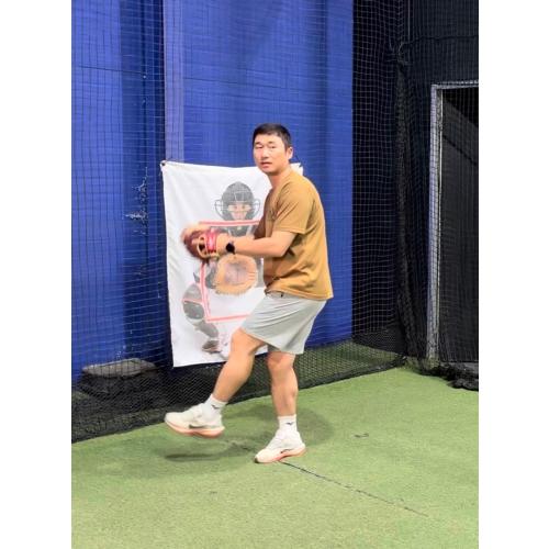 정근홍